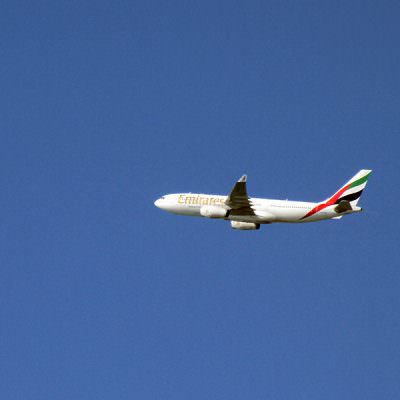 Flugzeug der Emirates Fluglinie