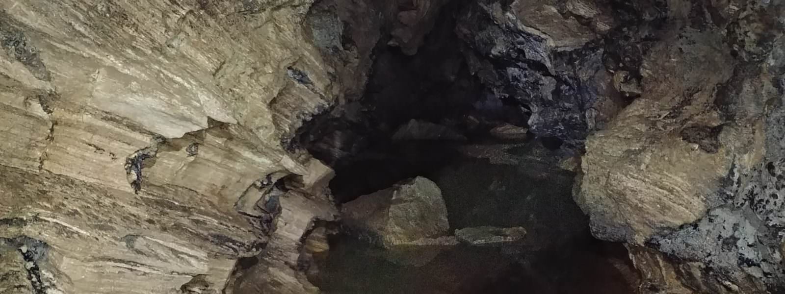 Abtauchen in die Abbey Caves